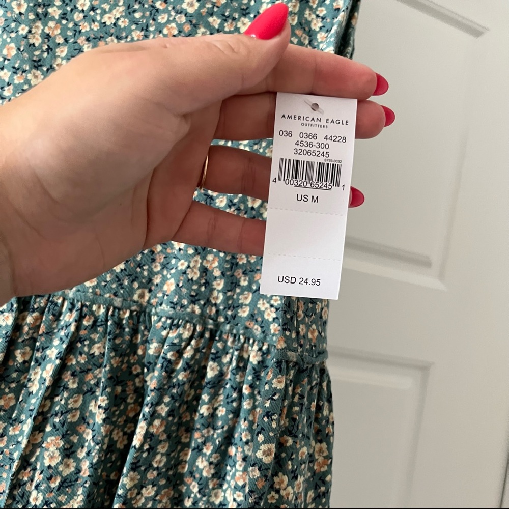 NWT Green Floral Tank